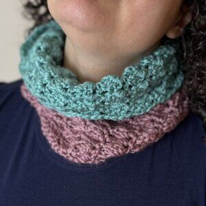 Pink & Teal Crochet Cowl